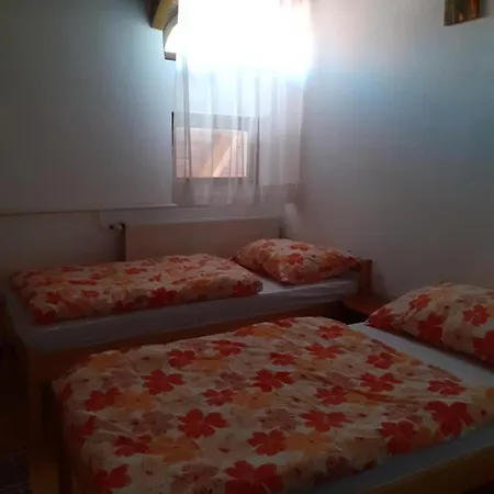 Faluhaz Panzio